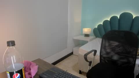 lysayrise online show from January 30, 2025, 2:25 pm