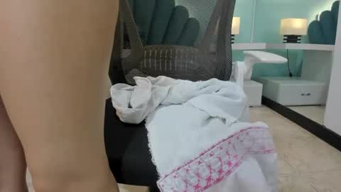 lysayrise online show from February 26, 2025, 3:19 pm