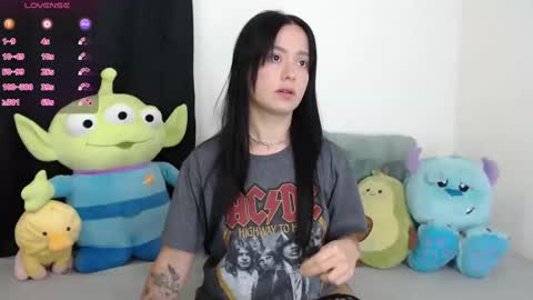 Snapshot of lyshana chatting on February 23, 2025, 10:28 am lyshana online show from February 23, 2025, 10:28 am