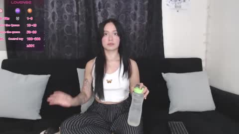 Snapshot of lyshana chatting on March 7, 2025, 11:40 am lyshana online show from March 7, 2025, 11:40 am