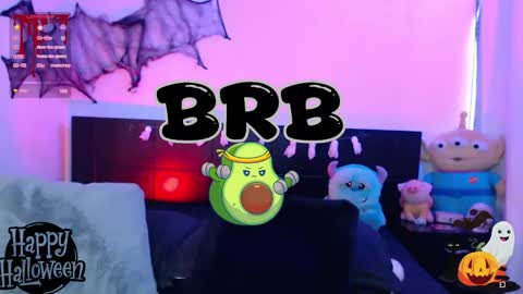 Snapshot of lyshana chatting on October 21, 2025, 5:57 pm lyshana online show from October 21, 2025, 5:57 pm