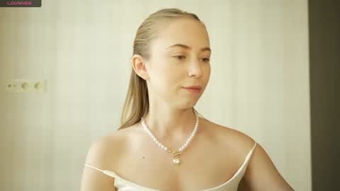 Snapshot of lysii_astra chatting on June 27, 2026, 11:15 am Liza online show from June 27, 2026, 11:15 am
