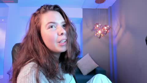 Snapshot of lyssa_muller chatting on February 6, 2025, 1:32 pm Lyssa  Everyday From 0700 to 1630 Col Time online show from February 6, 2025, 1:32 pm