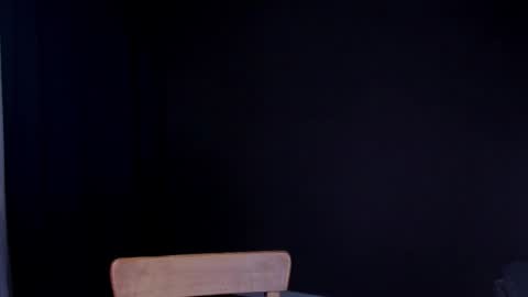 Snapshot of lyssan_xo chatting on October 5, 2025, 10:18 pm lyssan_xo online show from October 5, 2025, 10:18 pm