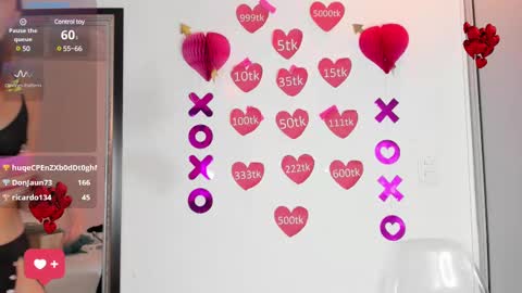 Lyxi online show from February 14, 2025, 3:47 pm