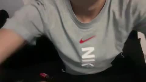 Snapshot of lz_britboy chatting on October 20, 2025, 1:33 pm NEW Leo lz britboy online show from October 20, 2025, 1:33 pm