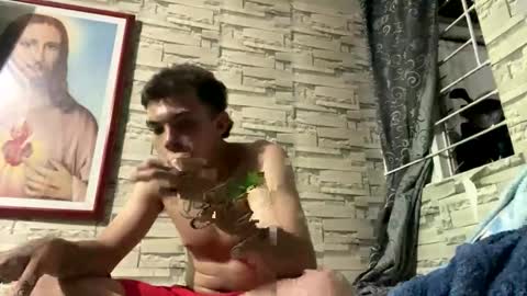 m0ntana777 online show from March 17, 2026, 3:55 am