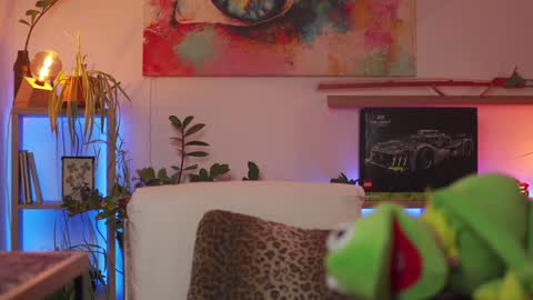 Snapshot of m1agarand chatting on December 10, 2024, 8:38 pm M1A  Dddy online show from December 10, 2024, 8:38 pm