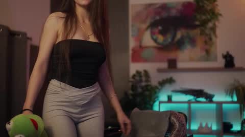 Snapshot of m1agarand chatting on September 21, 2025, 5:36 pm M1A  Dddy online show from September 21, 2025, 5:36 pm