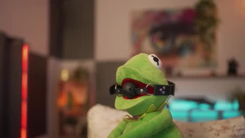 Snapshot of m1agarand chatting on October 10, 2025, 6:29 pm M1A  Dddy online show from October 10, 2025, 6:29 pm