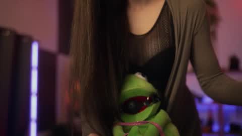 Snapshot of m1agarand chatting on October 15, 2025, 8:53 pm M1A  Dddy online show from October 15, 2025, 8:53 pm