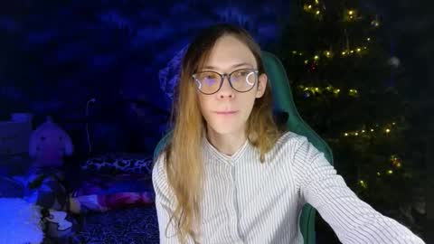 m1shq online show from December 17, 2025, 1:55 am