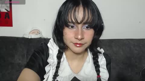 m4ng4b1tch online show from September 11, 2025, 8:47 am