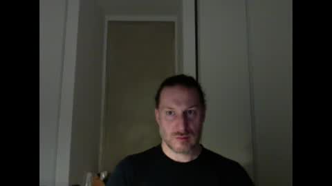 m4rduk online show from March 18, 2026, 4:48 am