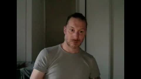 m4rduk online show from March 22, 2026, 5:55 am