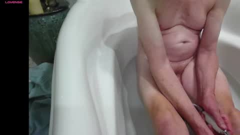 m54whrdn online show from October 25, 2025, 2:08 am