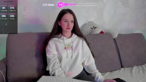 Snapshot of m_o_o_n_l_i_g_h_t chatting on February 17, 2025, 11:13 am moon light online show from February 17, 2025, 11:13 am