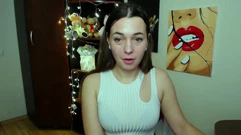 Snapshot of m_vikki chatting on January 21, 2025, 11:56 am Vikki online show from January 21, 2025, 11:56 am