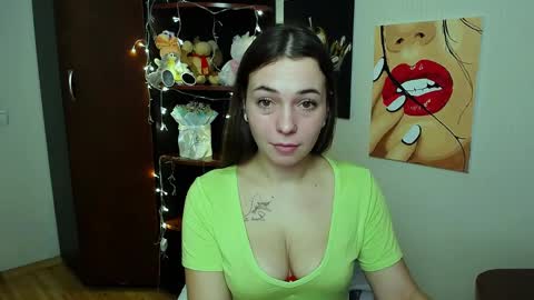 Snapshot of m_vikki chatting on January 26, 2025, 8:25 am Vikki online show from January 26, 2025, 8:25 am