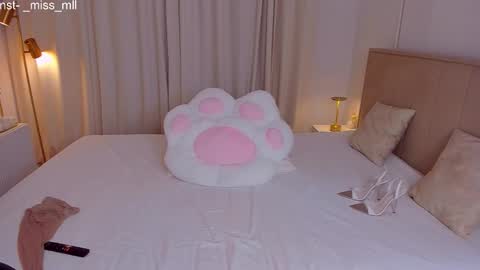 Snapshot of maarym chatting on February 14, 2026, 10:06 pm Mary online show from February 14, 2026, 10:06 pm