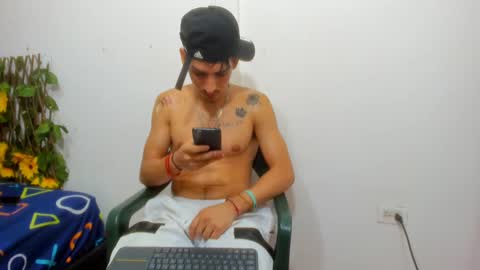 itgram pezlo josue online show from January 23, 2025, 4:15 pm