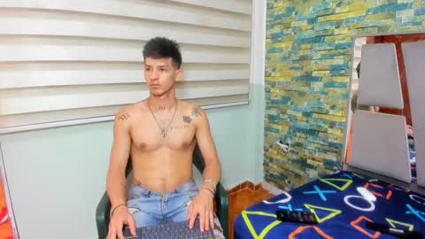 itgram pezlo josue online show from February 1, 2025, 4:00 pm