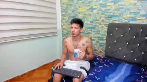 itgram pezlo josue online show from February 8, 2025, 11:33 am