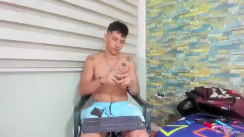 itgram pezlo josue online show from February 15, 2025, 11:39 am