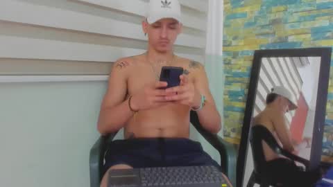 Snapshot of maaster420 chatting on February 21, 2025, 6:37 pm itgram pezlo josue online show from February 21, 2025, 6:37 pm