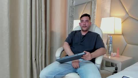 Snapshot of maatt_de_luca chatting on October 3, 2025, 6:16 pm Matt De Luca online show from October 3, 2025, 6:16 pm