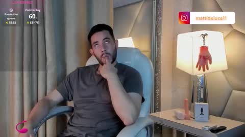 Snapshot of maatt_de_luca chatting on October 29, 2025, 5:47 pm Matt De Luca online show from October 29, 2025, 5:47 pm