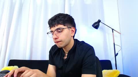 Max online show from April 21, 2026, 2:23 pm