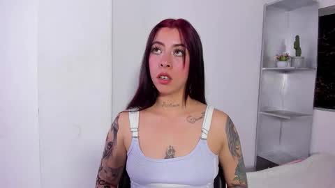 Snapshot of maazikeen chatting on October 15, 2025, 4:23 am Mazikeen  online show from October 15, 2025, 4:23 am