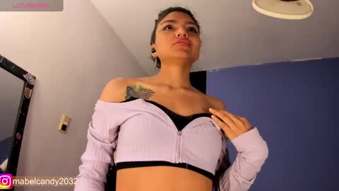 Snapshot of mabel_candy chatting on October 16, 2025, 9:05 pm Mabel Candy  online show from October 16, 2025, 9:05 pm