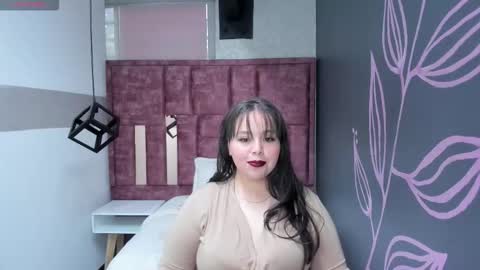 MABEL GRAY online show from February 5, 2026, 1:05 pm