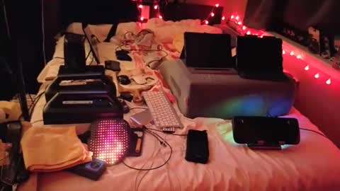 Snapshot of mac1119 chatting on May 25, 2026, 7:36 am mac1119 online show from May 25, 2026, 7:36 am