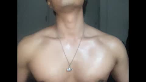 Maccain online show from December 4, 2025, 10:07 pm