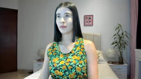 Macarena online show from April 12, 2026, 2:49 am