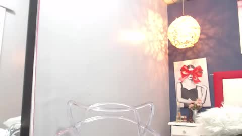 macarena  online show from January 9, 2025, 9:47 pm