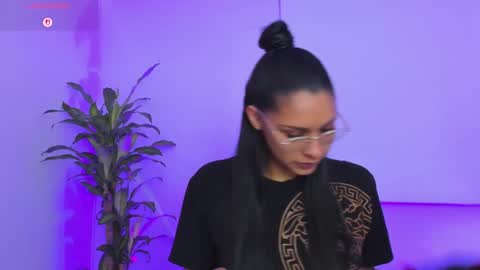 macarenasmith1 online show from December 4, 2025, 11:08 am