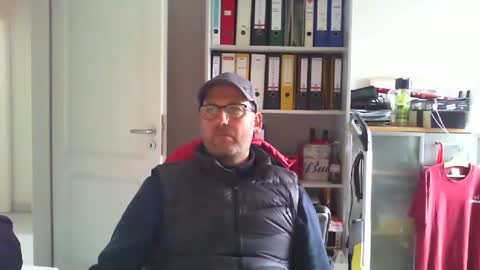 macfly67 online show from January 20, 2025, 12:18 pm