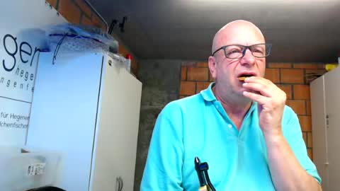 Andy online show from June 24, 2026, 6:07 pm