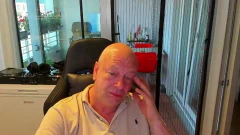 Andy online show from July 14, 2026, 4:06 am