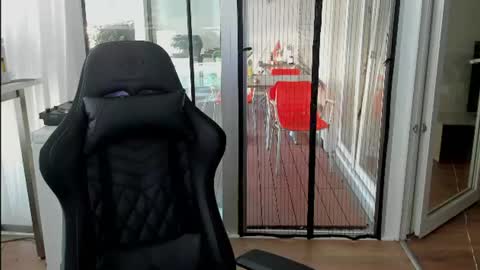 Andy online show from July 28, 2026, 5:03 am