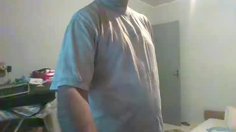 Snapshot of machoalex chatting on February 24, 2026, 8:34 am MACHOLIVRE online show from February 24, 2026, 8:34 am