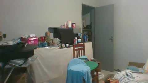 Snapshot of machoalex chatting on March 12, 2026, 7:36 am MACHOLIVRE online show from March 12, 2026, 7:36 am