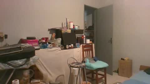 Snapshot of machoalex chatting on April 25, 2026, 1:41 pm MACHOLIVRE online show from April 25, 2026, 1:41 pm