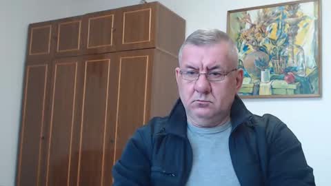 Macho online show from December 6, 2024, 12:27 pm