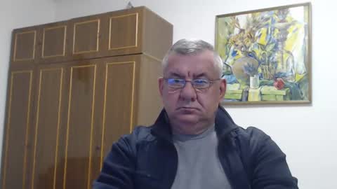 Macho online show from December 10, 2024, 2:28 pm