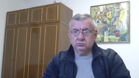 Macho online show from December 11, 2024, 12:23 pm